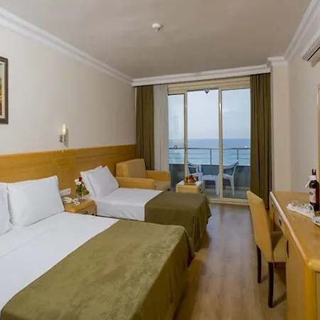 Hotel Senza Grand Santana